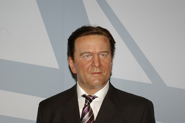 lawyer-640x480-16425902.jpeg