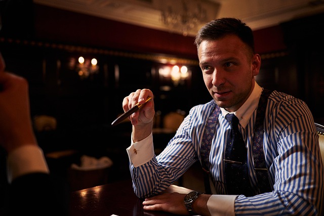 lawyer-640x480-36646309.jpeg